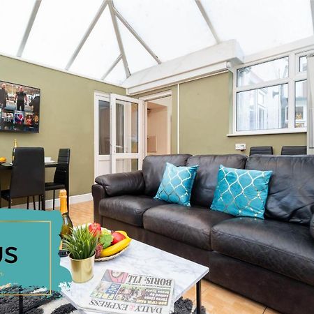 Large 4 Bedroom House - Top Rated - Off-Street Parking - Garden - Sleeps 9 - Contractors - Groups - Pool Table Northfield Exterior foto