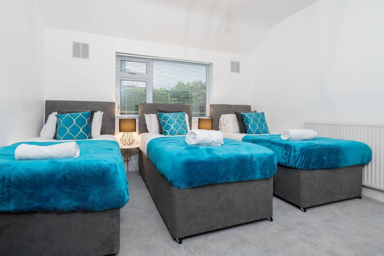 Large 4 Bedroom House - Top Rated - Off-Street Parking - Garden - Sleeps 9 - Contractors - Groups - Pool Table Northfield Exterior foto